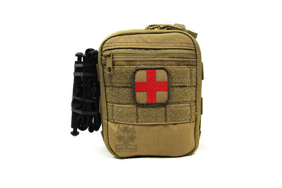 The AR500 EPIK uses the common MOLLE attachment system and contains all the essentials for treating injuries